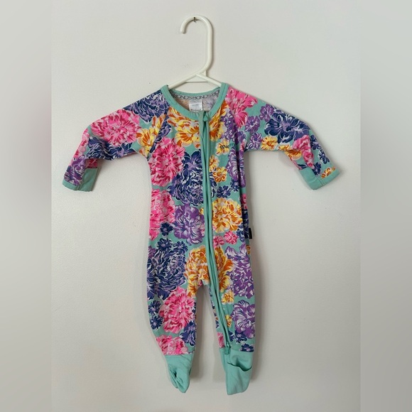 Bonds Zip Wondersuit Earth Angel Floral 0-3 Months - Size 00 - Picture 1 of 4